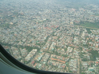 Пролетаем над улицами и кварталами Сайгона (Хошимина) (фото)